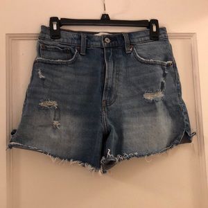 Abercrombie & Fitch High Rise 4” Shorts